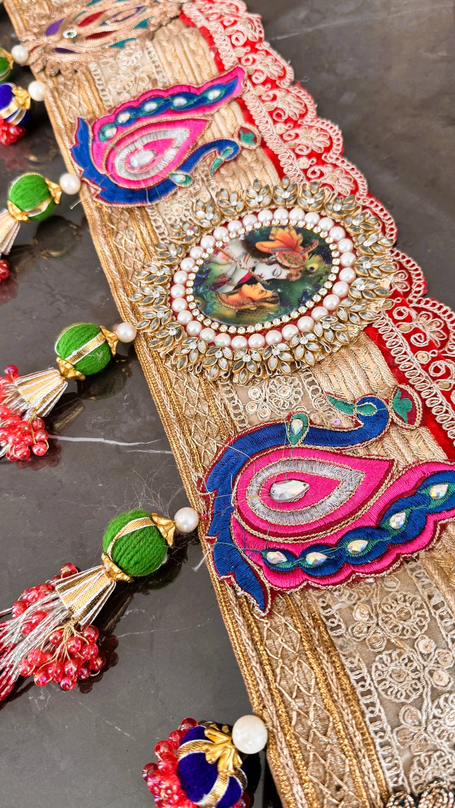 Golden Patti Toran- Badi Morni Radha Krishan