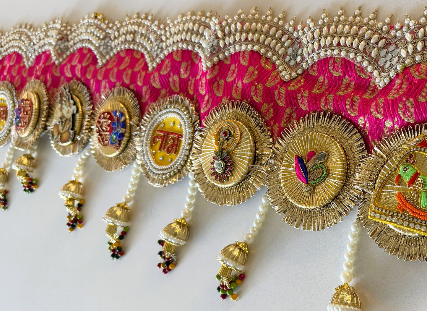 Zari Pearl Toran- Pink