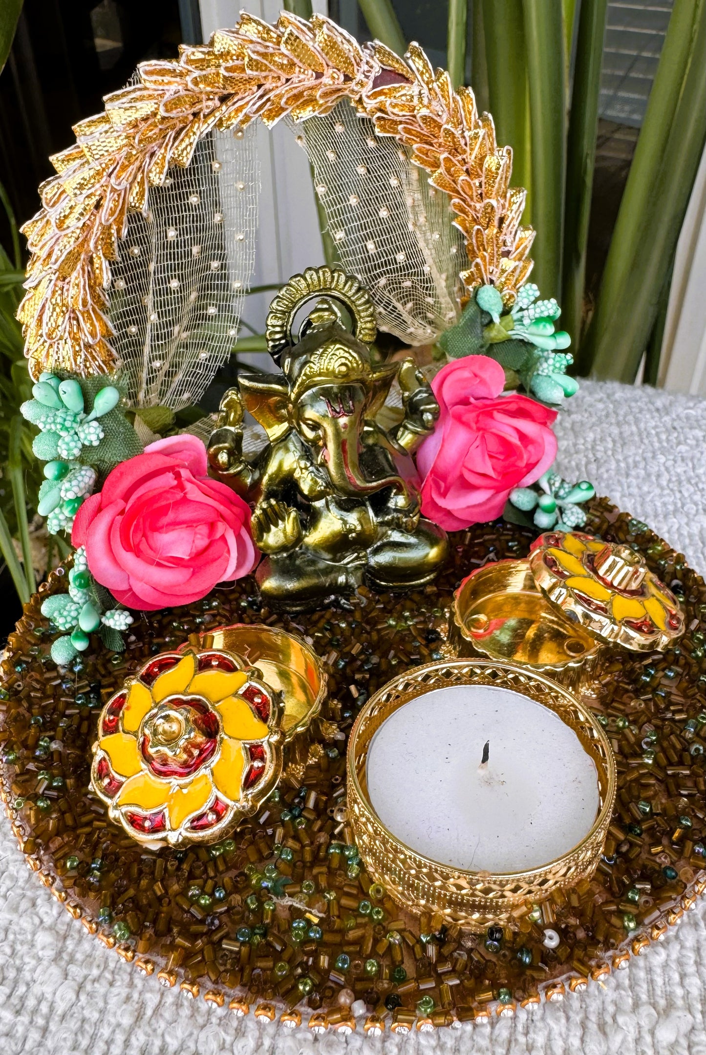 Mini Ganpati Pandal with Floral Arc 4