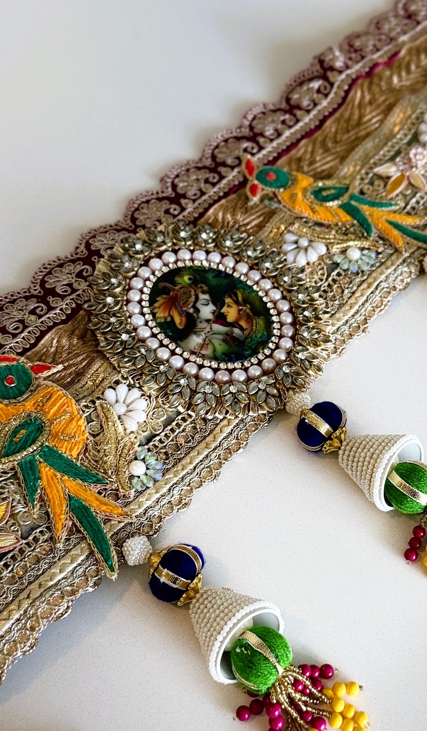 Golden Patti Toran-Tota RadhaKrishan