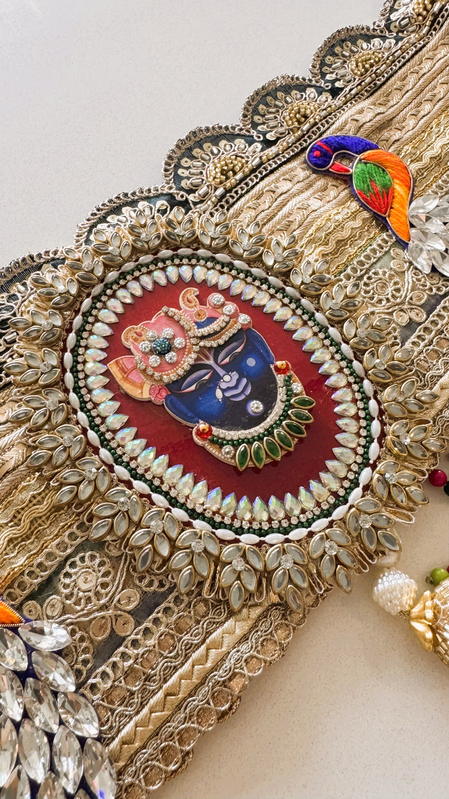 Golden Patti Toran- Diamond Peacock ShrinathJi