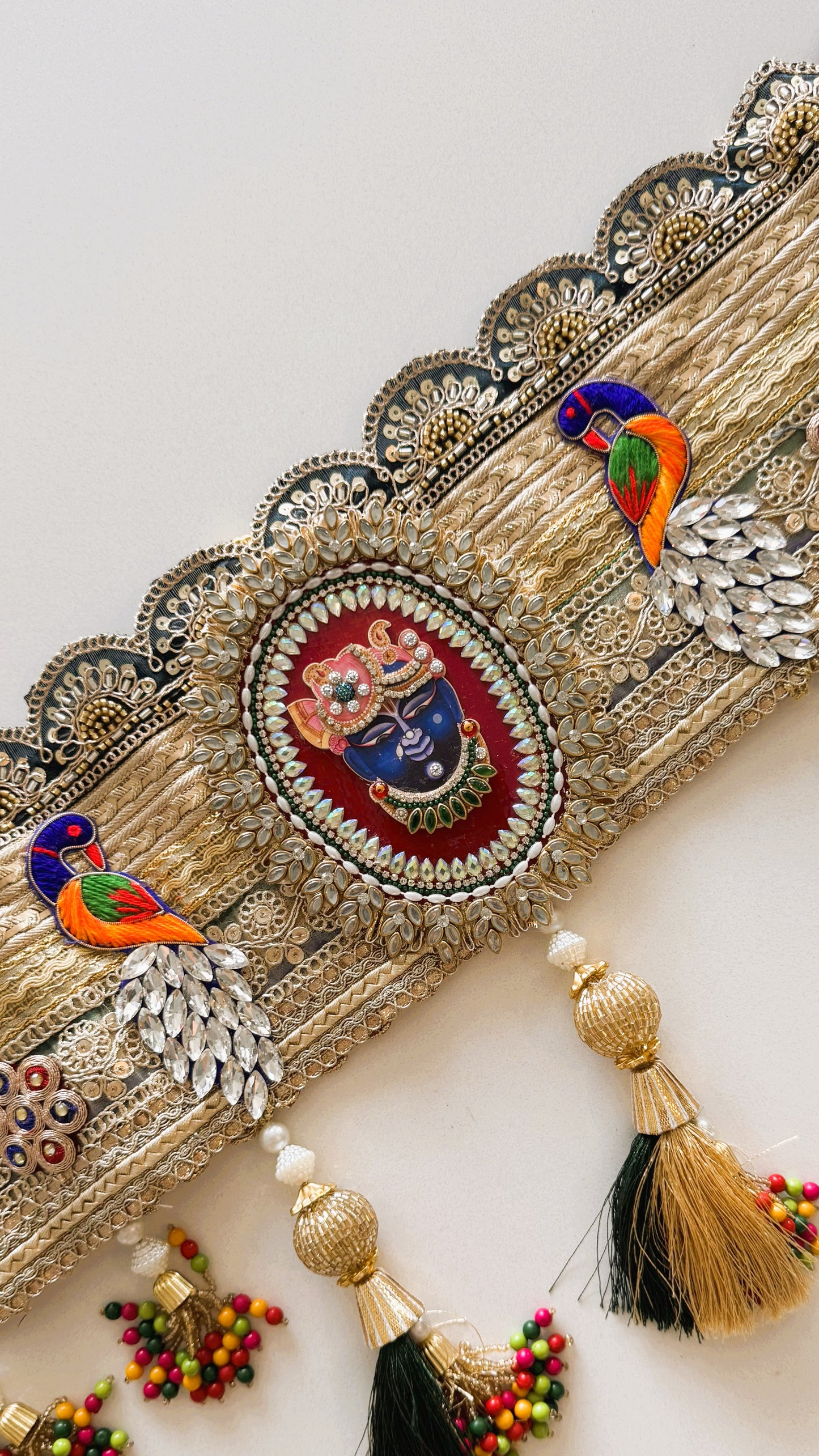 Golden Patti Toran- Diamond Peacock ShrinathJi