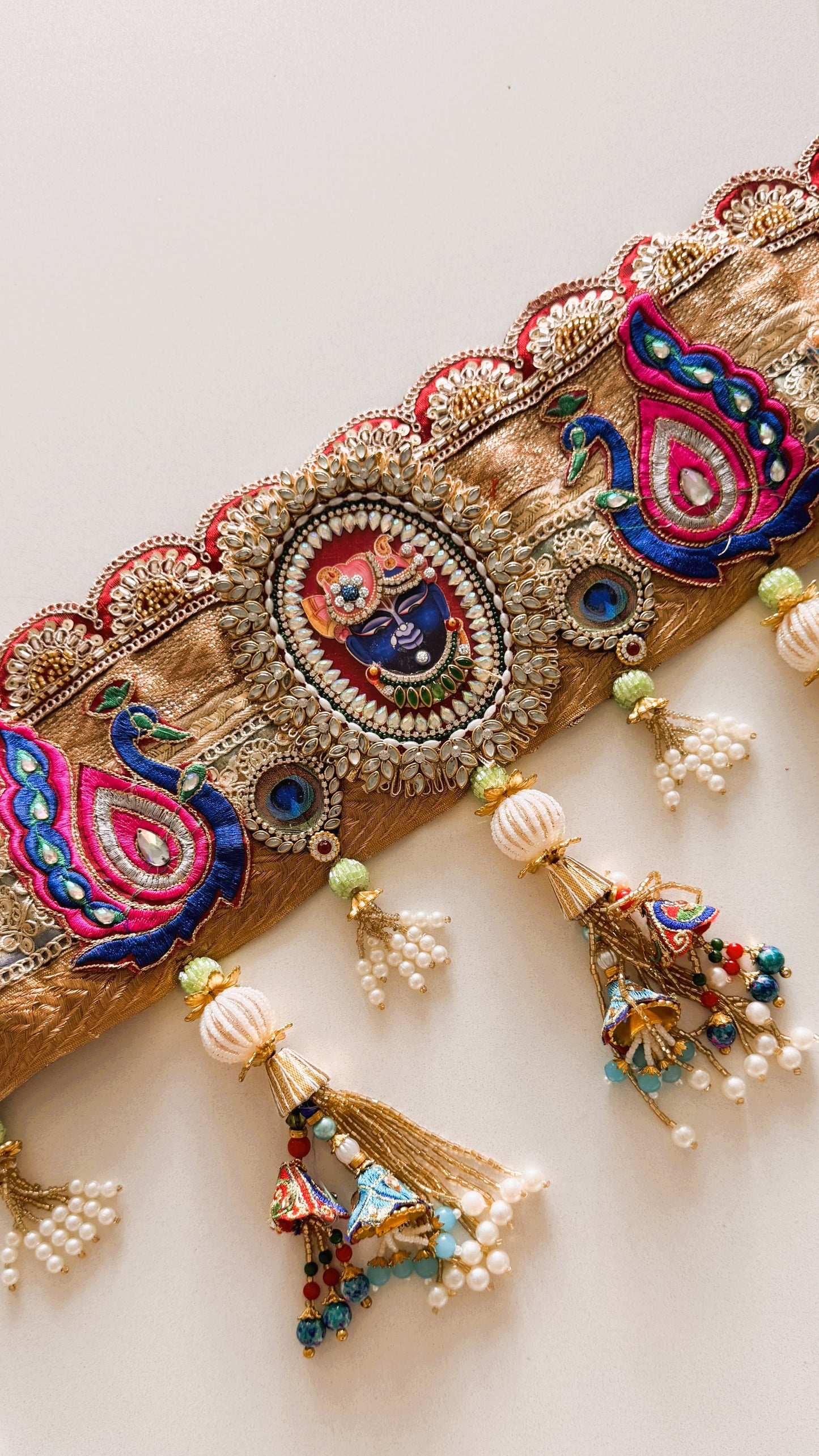 Golden Patti Toran- Gulabi Peacock ShrinathJi