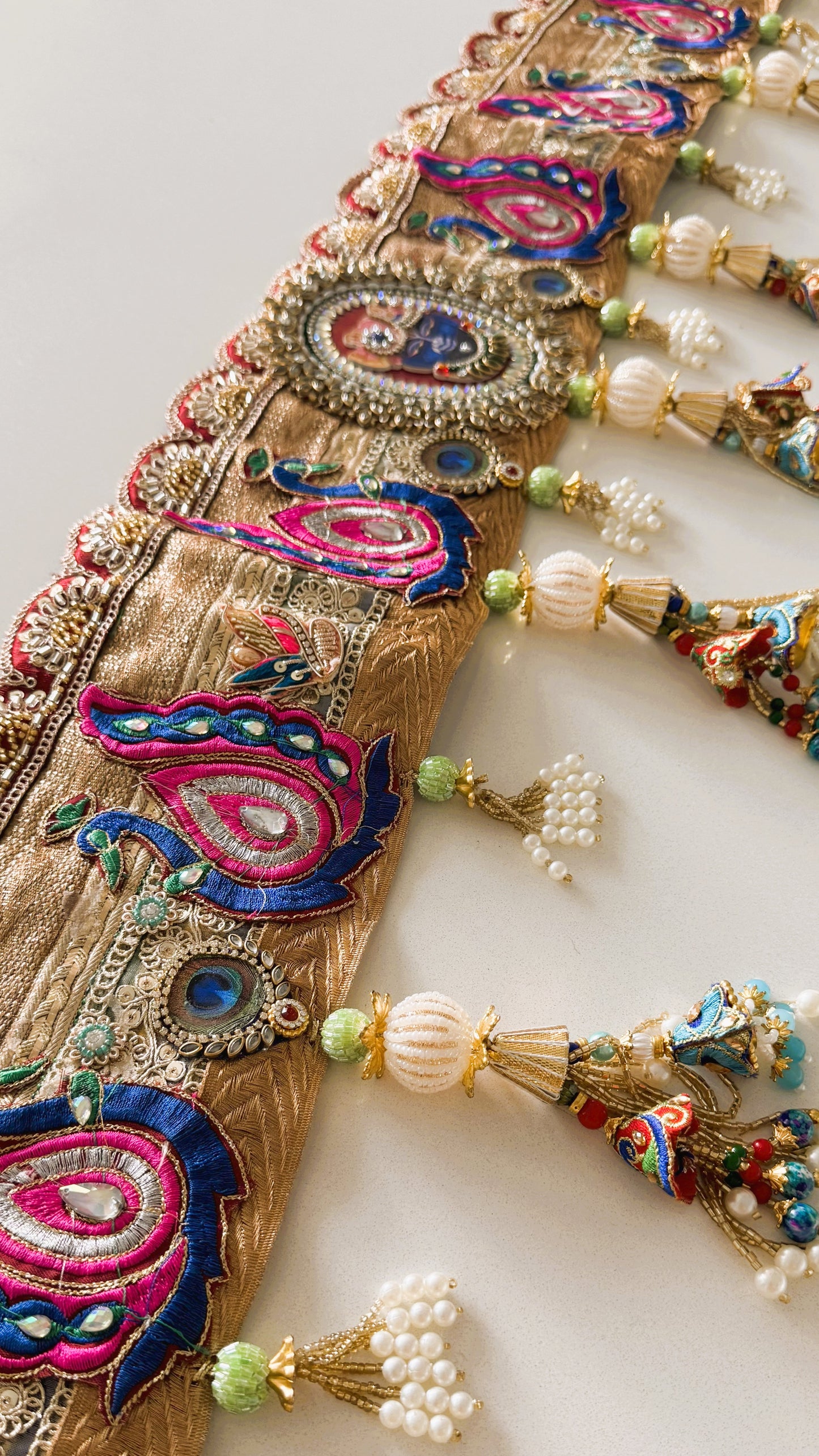 Golden Patti Toran- Gulabi Peacock ShrinathJi