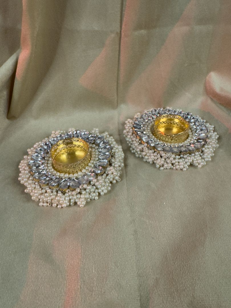 Pearl Ghunghroo Diya Holder (Pack of 2)