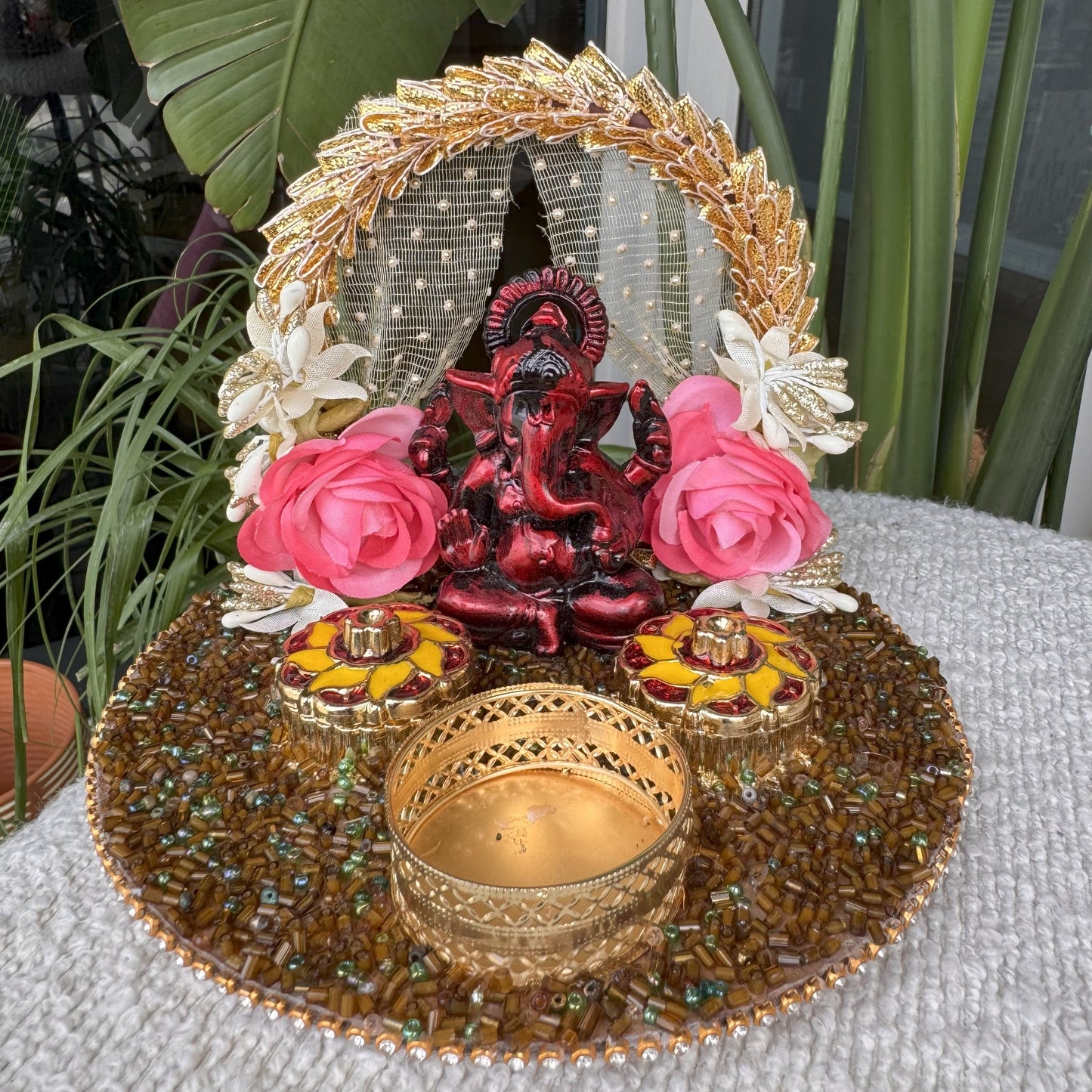 Mini Ganpati Pandal with Floral Arc 1