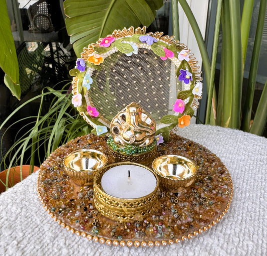 Mini Ganpati Pandal with Floral Arc 3