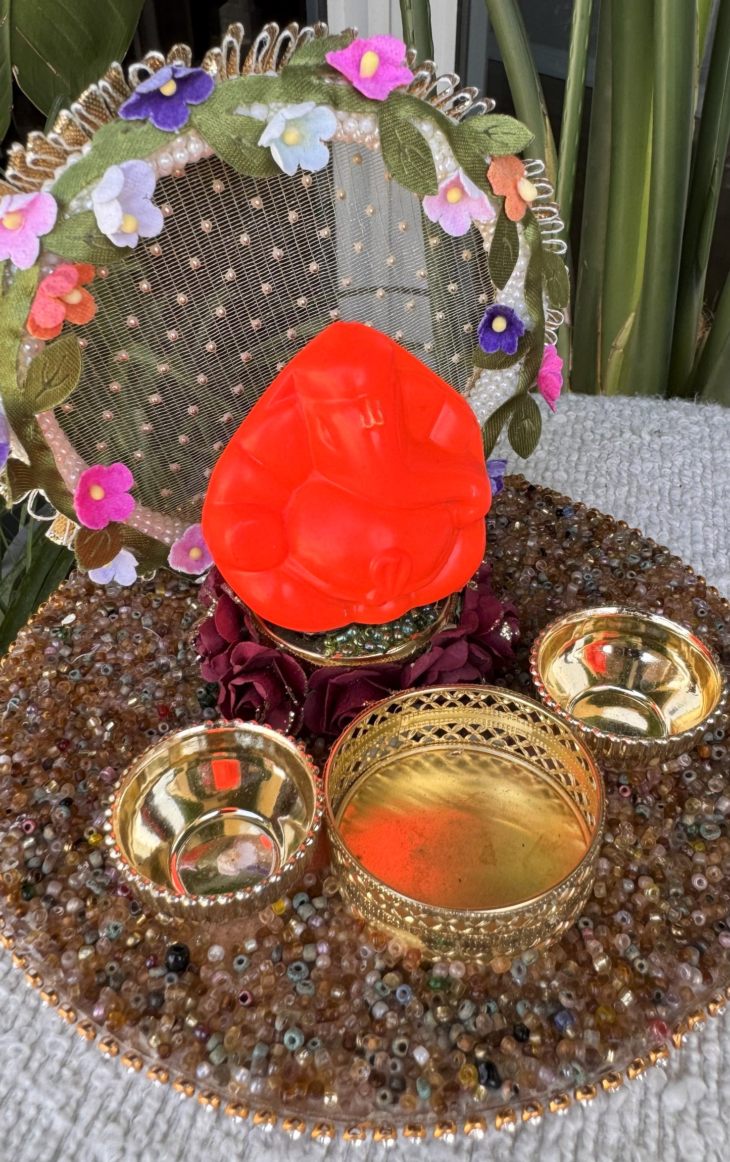 Mini Ganpati Pandal with Floral Arc 7