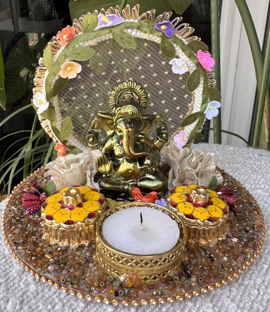 Mini Ganpati Pandal with Floral Arc 8