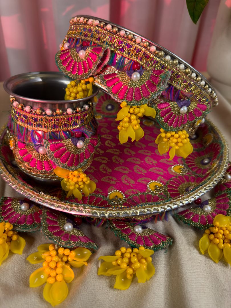 Golden Petal Karva Chauth Set