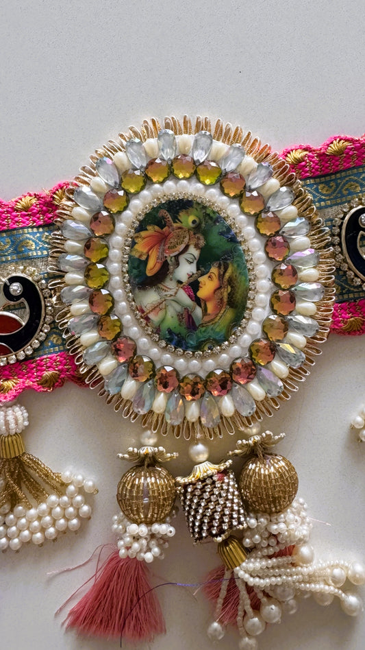 Mega Chakra Toran- Radha Krishan White