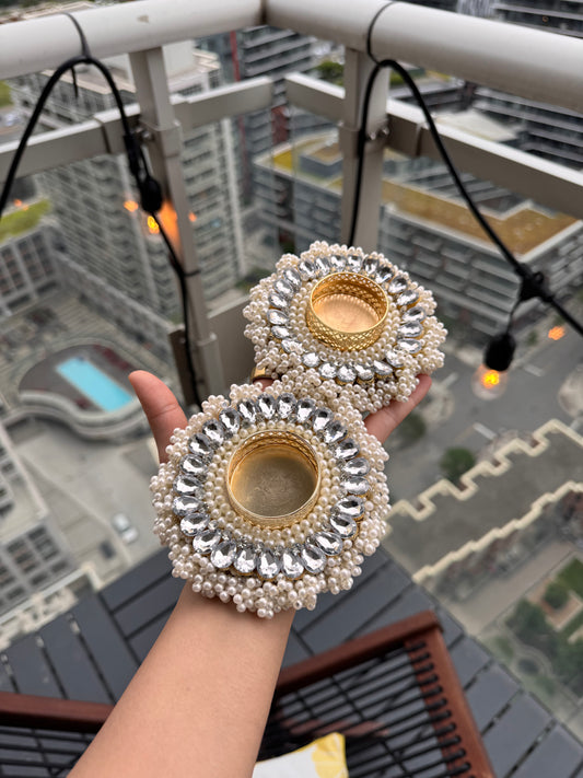 Pearl Ghunghroo Diya Holder (Pack of 2)